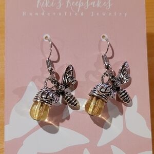 NIP Bumble Bee Dangle Earrings With Bee Charm And  Honey Charm Earrings